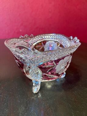 Antique/Vintage Hofbauer Ruby Byrdes Collection lead crystal bowl